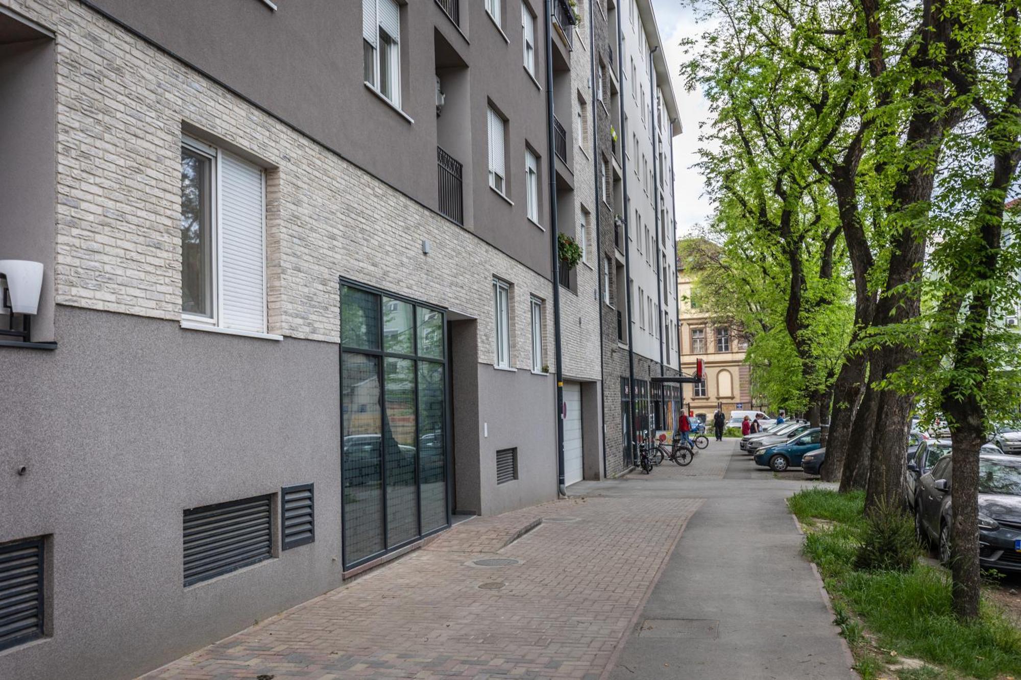 Black & White Apartment Subotica Buitenkant foto
